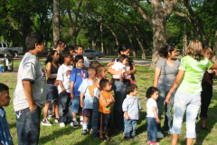 pinata_lining_up